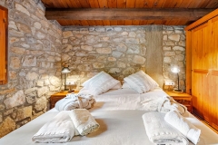 e8d45fe4-293c-412b-aa25-f89b8ac16588